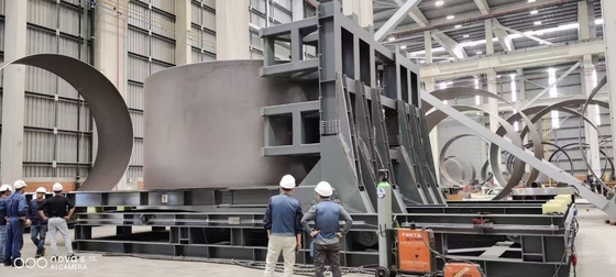 La máquina de voltear 60T es la solución definitiva para la línea de producción de torres de viento